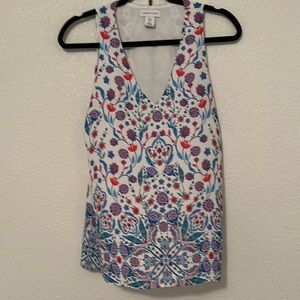 Adrienne Vittadini White and Blue Sleeveless Tank Top with Floral Pattern